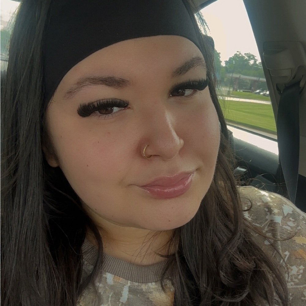 Meet your Posher, Sierra